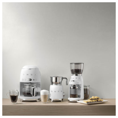 SMEG Filter-Kaffeemaschine 50s Style DCF02WHEU, weiß