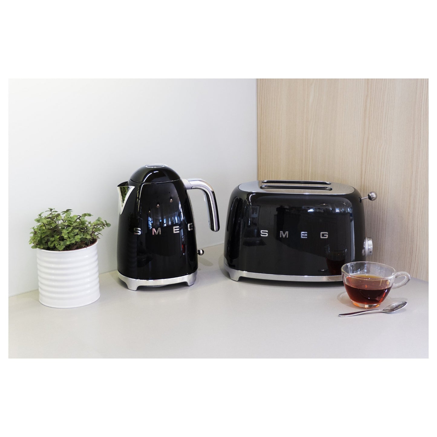 SMEG Toaster 2-Schlitz kompakt 50s Style TSF01BLEU, Schwarz, Hochglanz