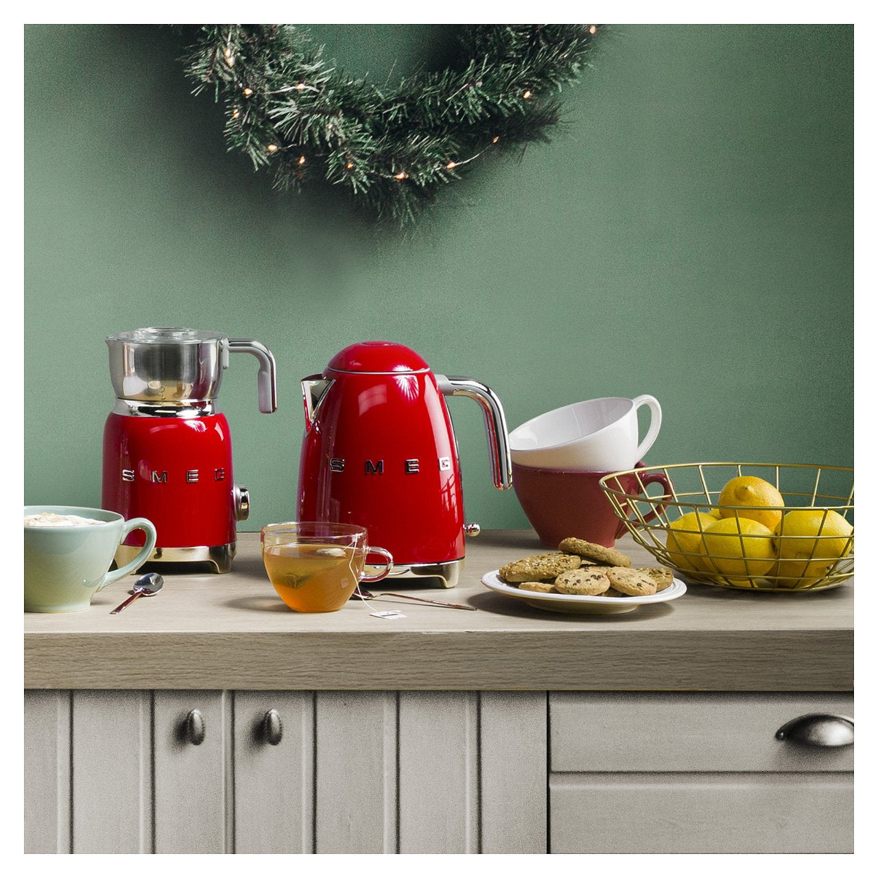 SMEG KLF03RDEU Wasserkocher Rot