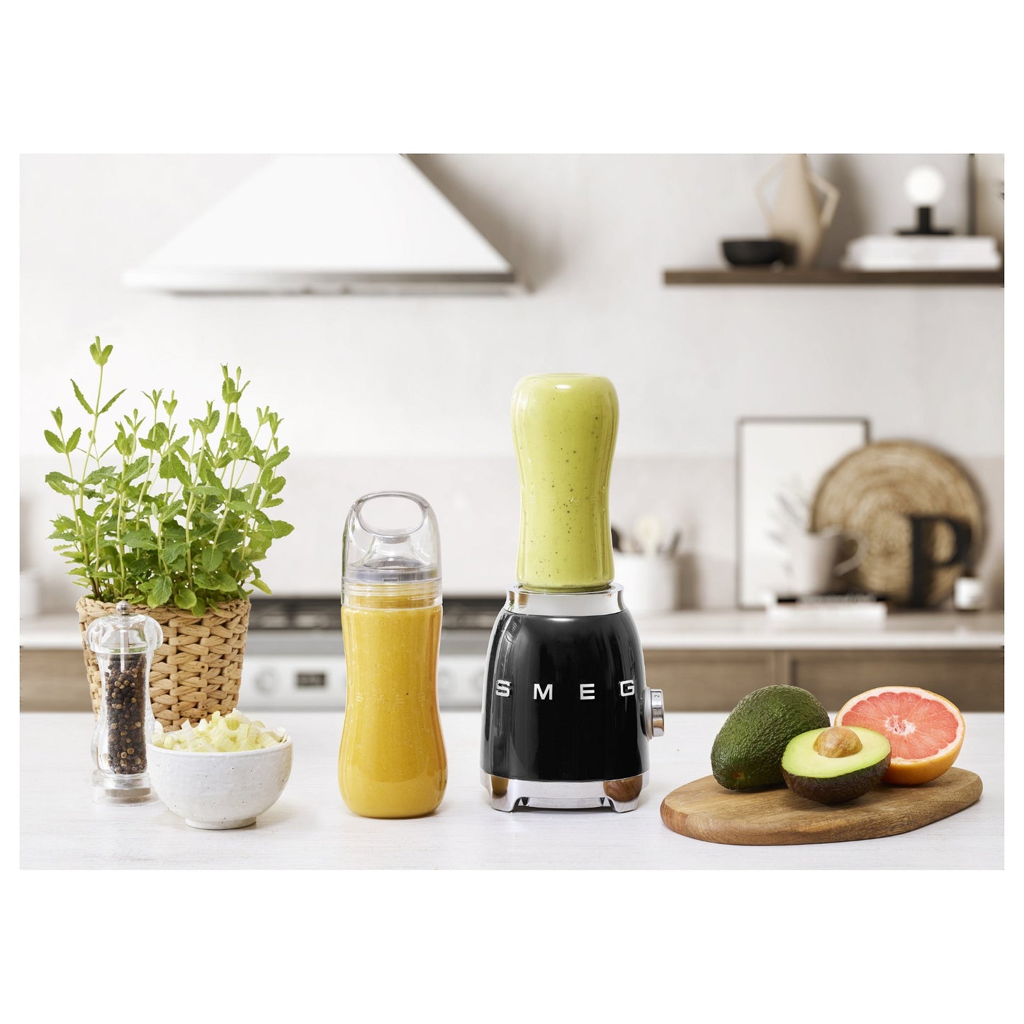 SMEG PBF01BLEU Mixer aus Edelstahl, schwarz