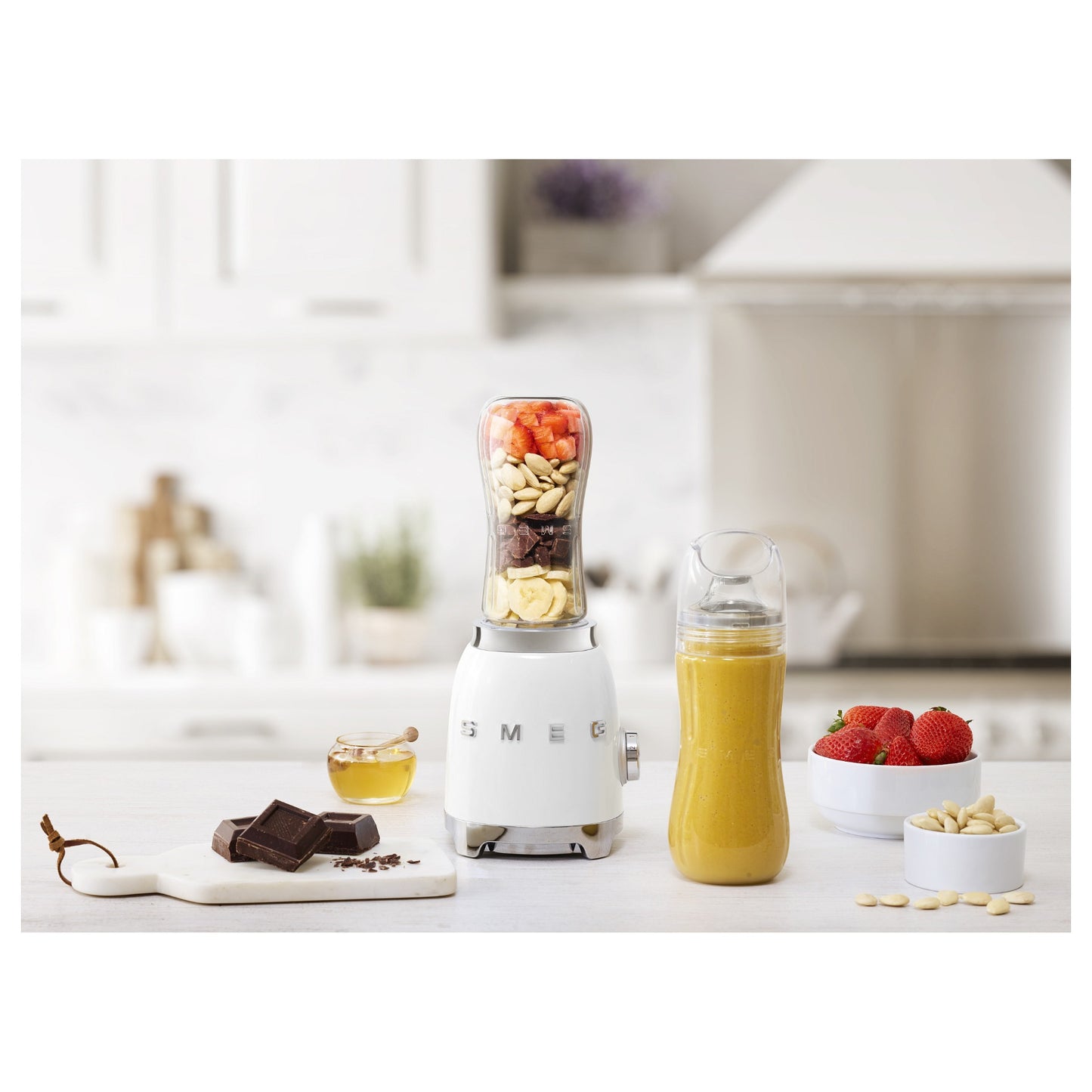 SMEG PBF01WHEU Mixer aus Edelstahl, wei