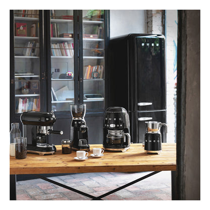 SMEG MFF11BLEU Milchaufschäumer 50`s Style schwarz