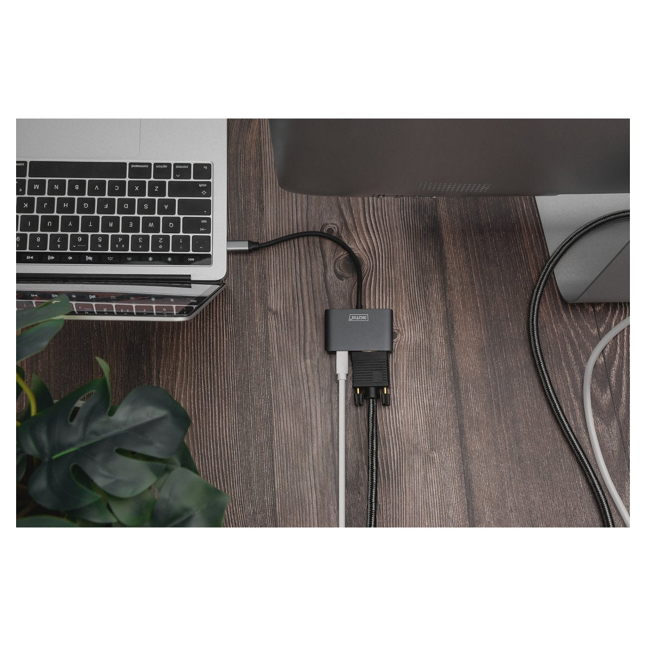 Adapter DIGITUS mini DP + VGA Adapter 20cm 4K/30Hz Silber Aluminium Gehäuse