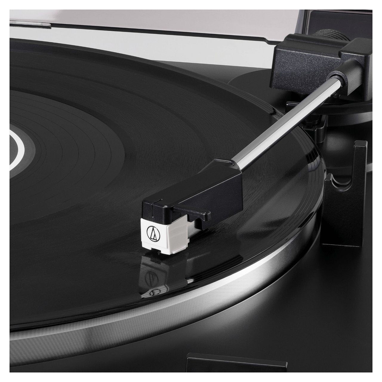 Audio Technica AT-LP60XBK (schwarz, Integrierter Phono-Vorverstrker, Vollautomatischer Betrieb)