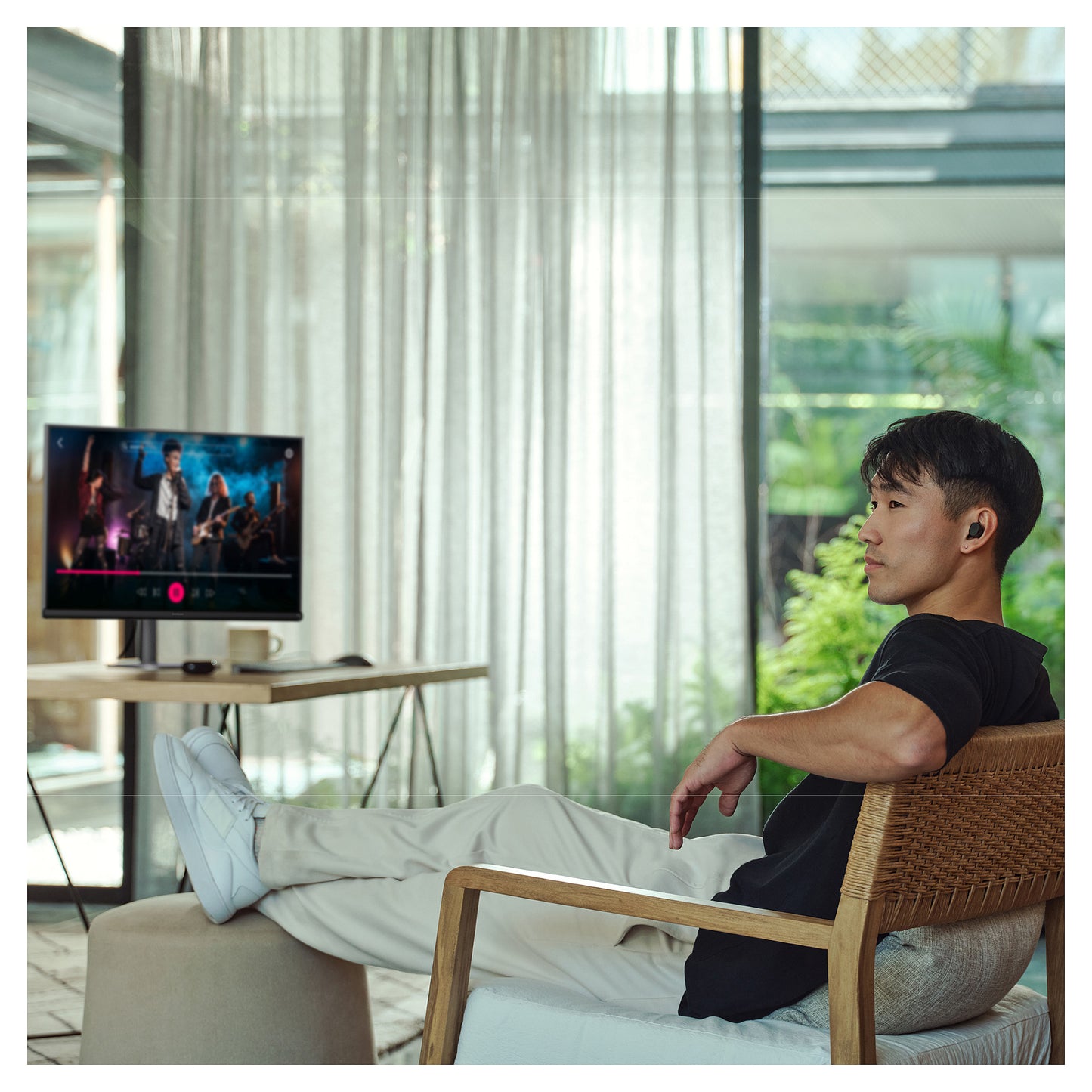 AIO HP OmniStudio X 32" UHD IPS All-in-One Core Ultra 7 256V 16GB/1TB SSD Win11 32-c1073ng