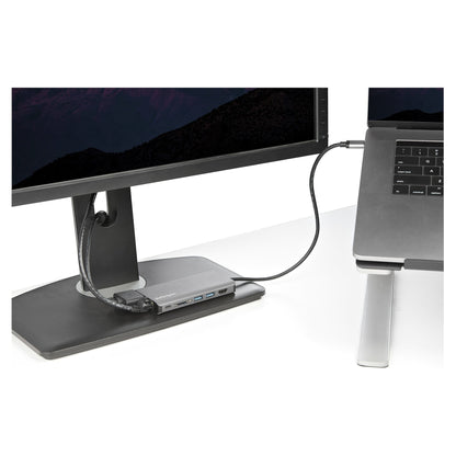 D StarTech USB-C MULTIPORT ADAPTER / DOCK