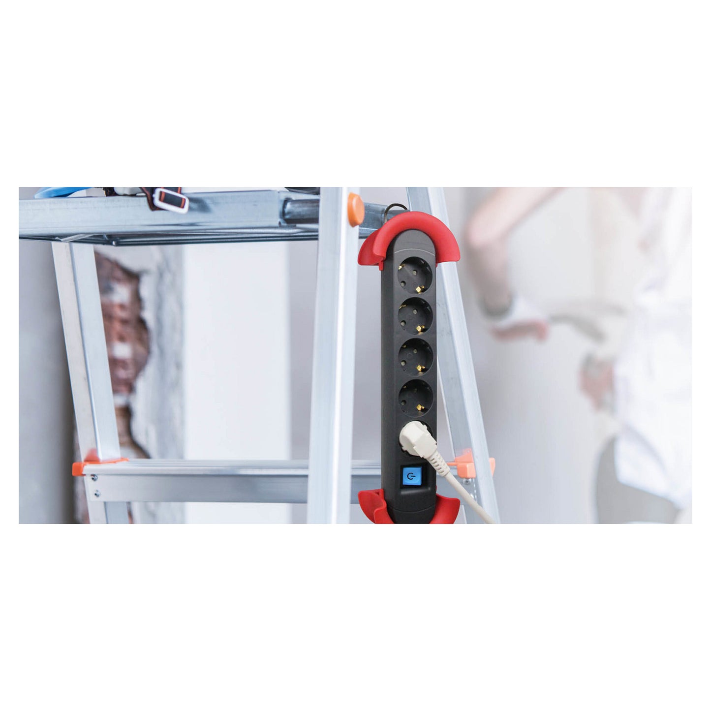 BACHMANN HOOK Indoor 5x Schutzkontakt Kunststoff mit Schalter 5m