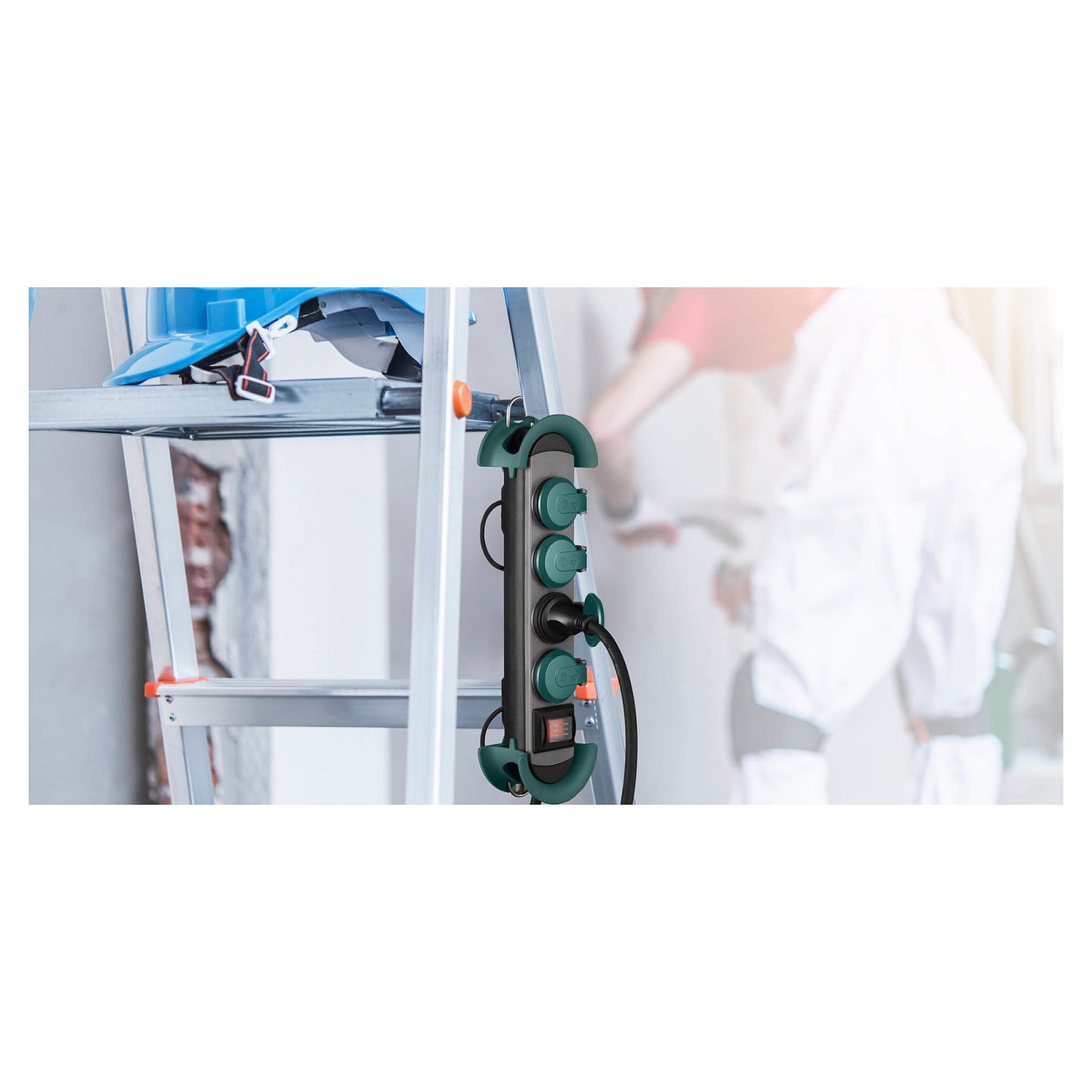 BACHMANN HOOK Outdoor 4x Schutzkontakt Kunststoff mit Schalter und Klappdeckeln IP44 4m