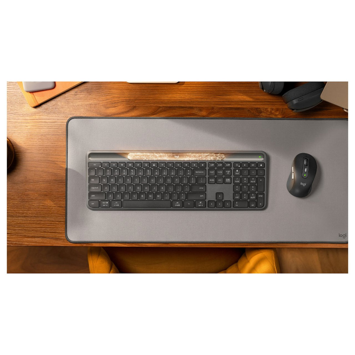 Logitech SLIM SOLAR+ KEYBOARD
