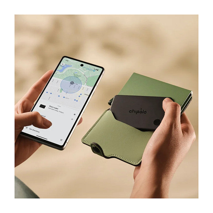 Chipolo CARD – Rechargeable tracking card compatible with Apple Find My on iPhone (Charcoal)