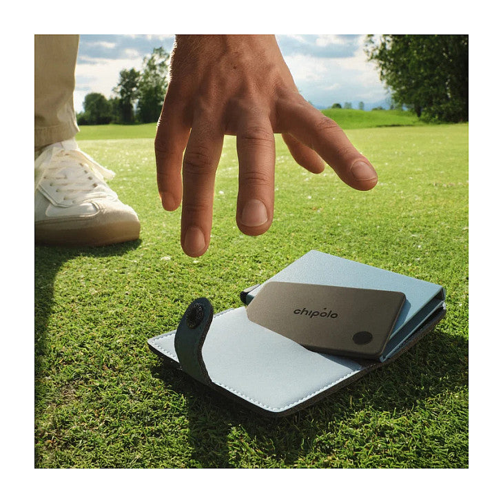 Chipolo CARD – Rechargeable tracking card compatible with Apple Find My on iPhone (Charcoal)