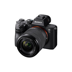 Sony Alpha 7 Mark III Kit + SEL 28-70