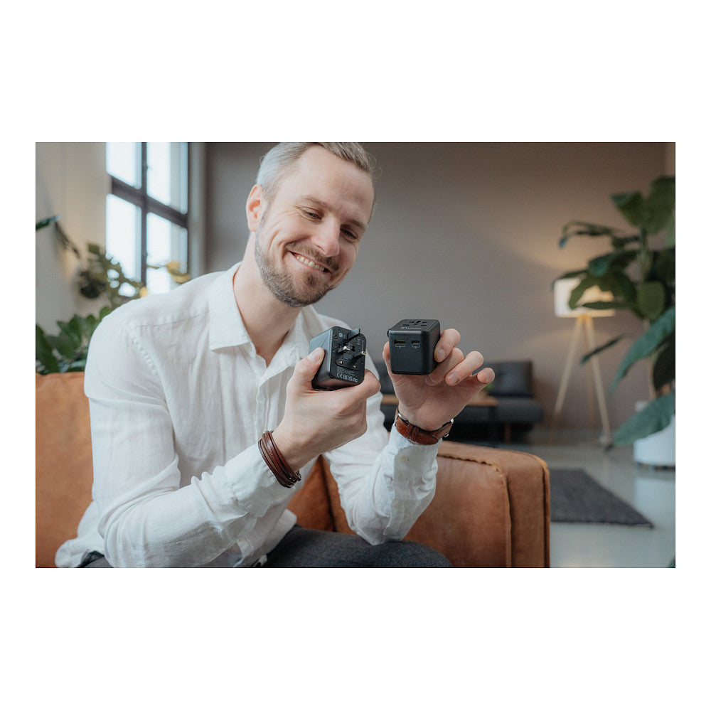 Verbatim Universal Reiseadapter UTA-03 2xUSB-A,3xUSB-C retail