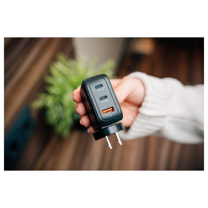 Verbatim Mini GaN Charger 3 Port 65W w Display (EU/UK/US)