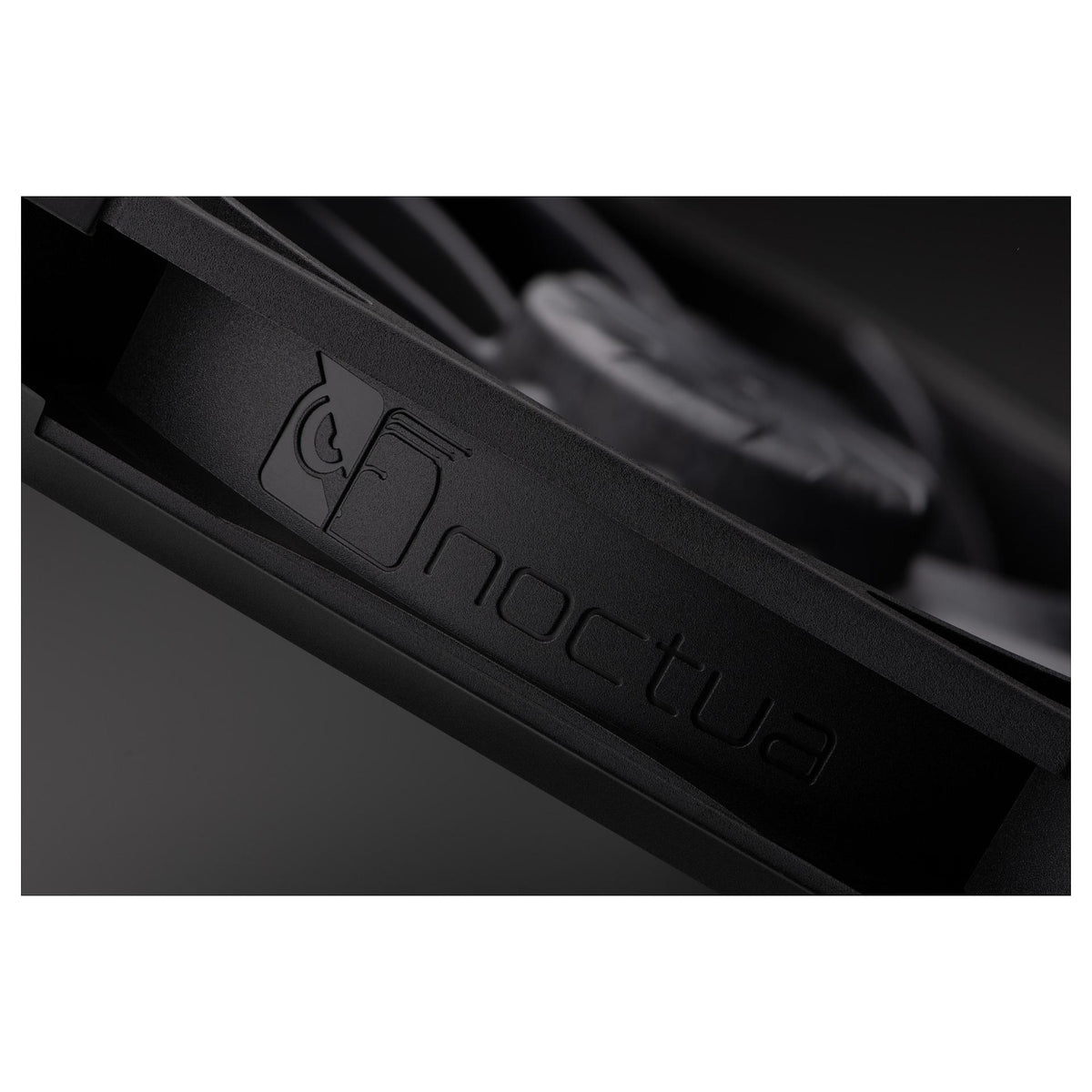 140mm Noctua NF-A14x25 G2PWM chromax.black
