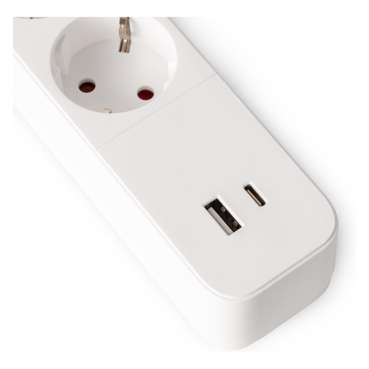Entac Steckdosenleiste 4fach 1x USB-A & 1 USB-C, 1,5m weiß