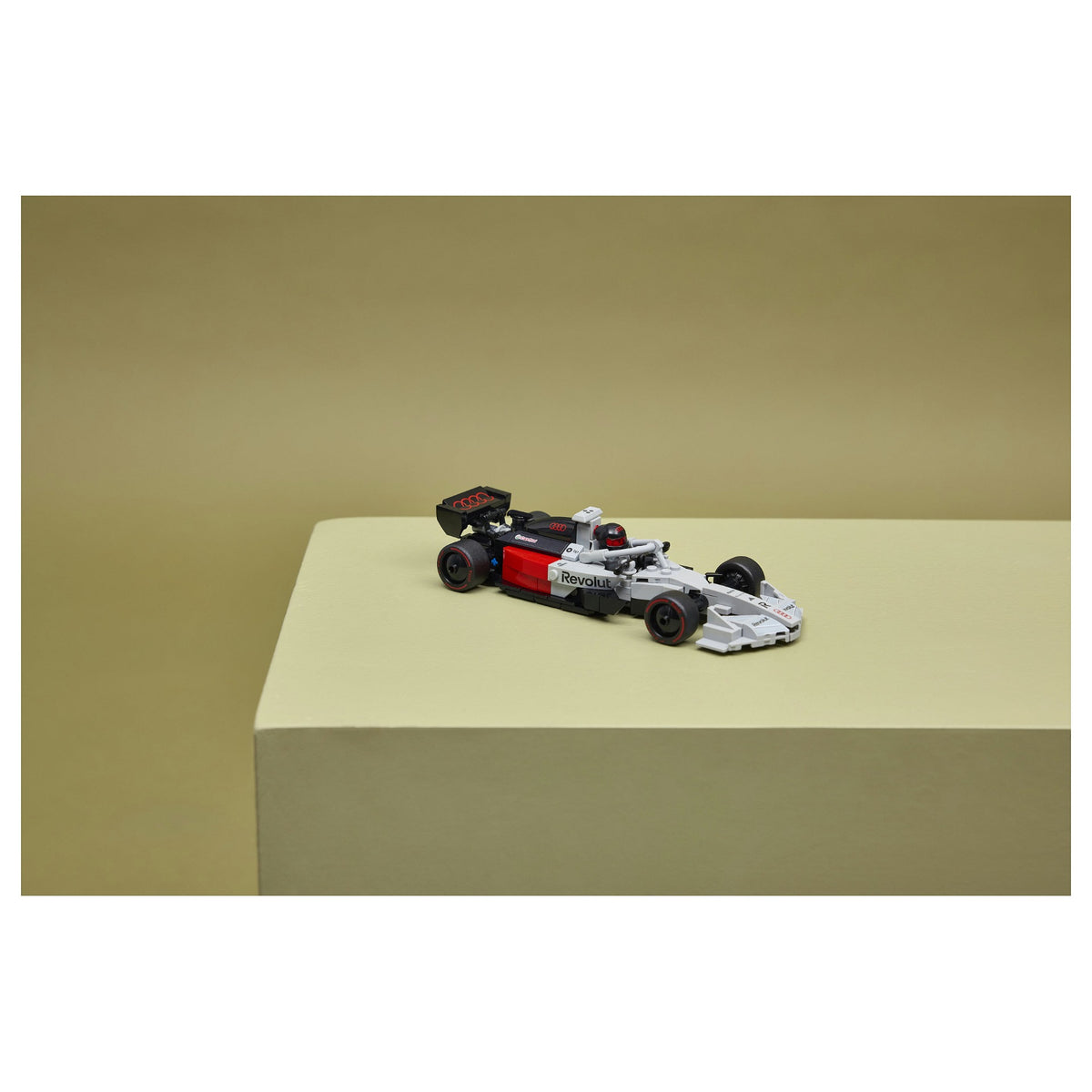 77259 Speed Champions Audi Revolut F1 Team R26 Rennwagen