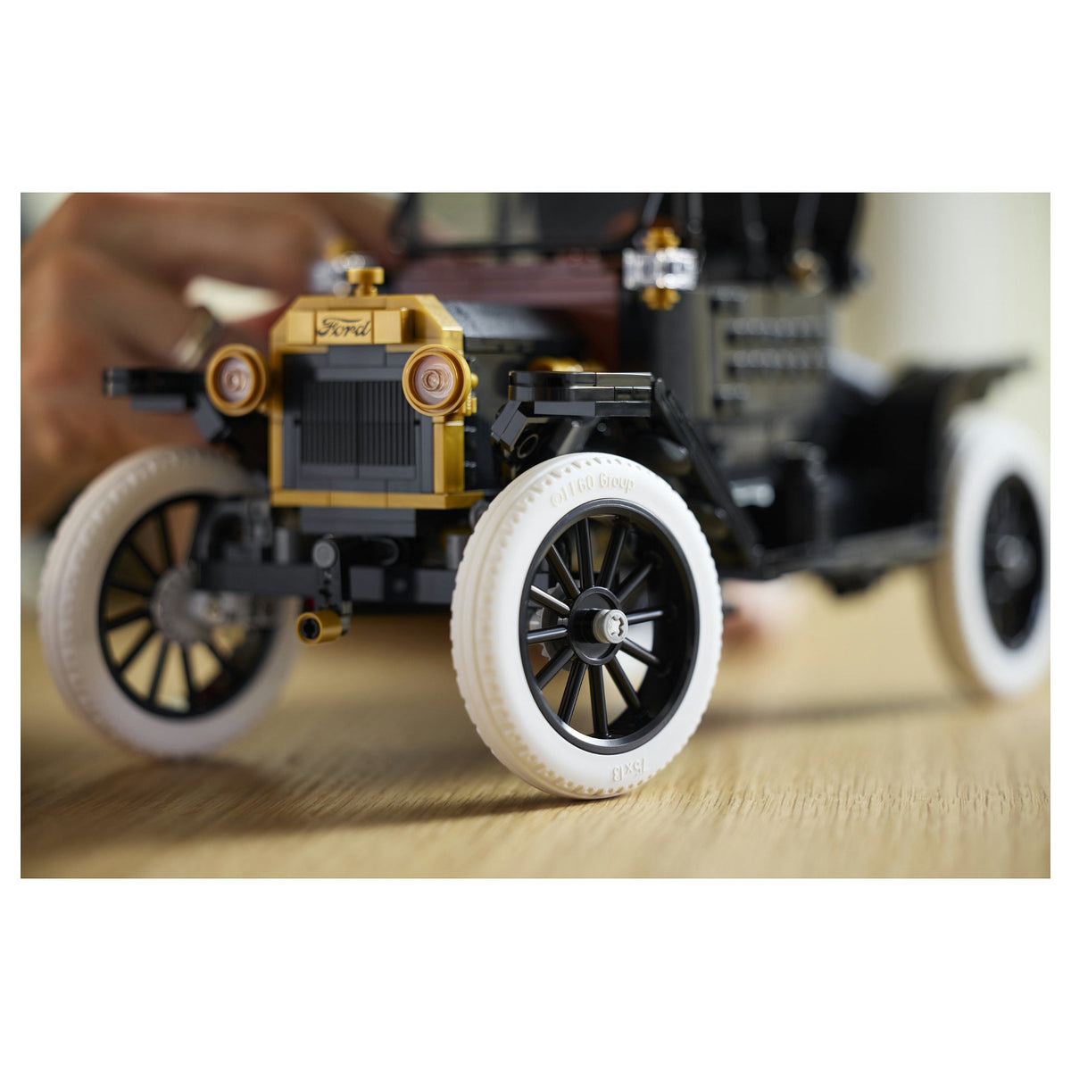 11376 Icons Ford Model T