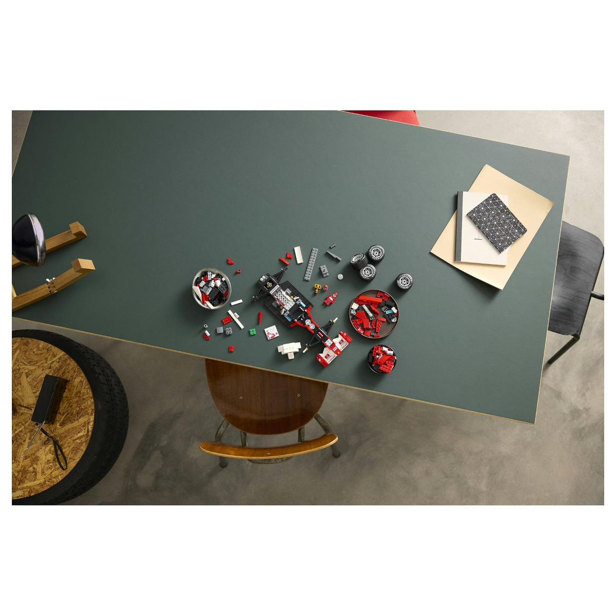 11375 Icons Ferrari F2004 und Michael Schumacher