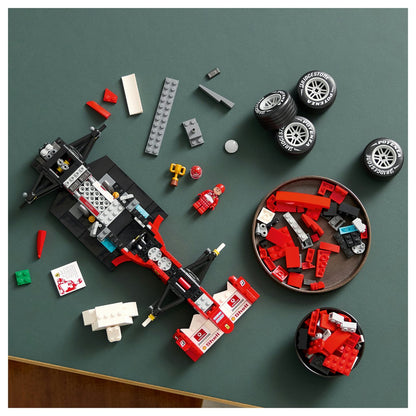 11375 Icons Ferrari F2004 und Michael Schumacher