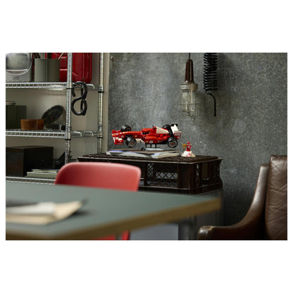 11375 Icons Ferrari F2004 und Michael Schumacher