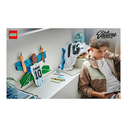 43018 LEGO 43018 Editions Football TBA (2.4.)
