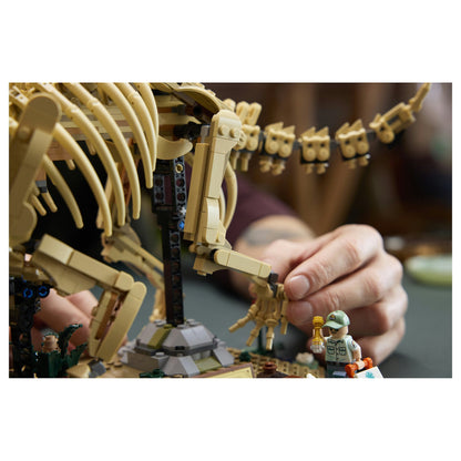 77985 LEGO 77985 J.W. TBA (8.4.)