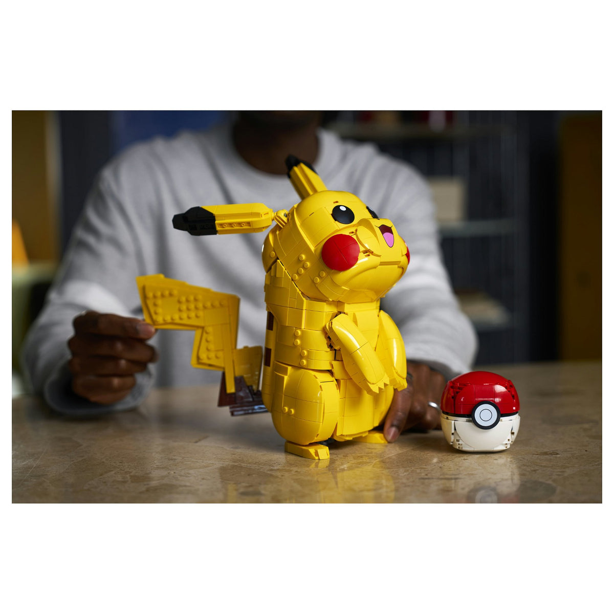 72152 Pokmon Pikachu und Pokball