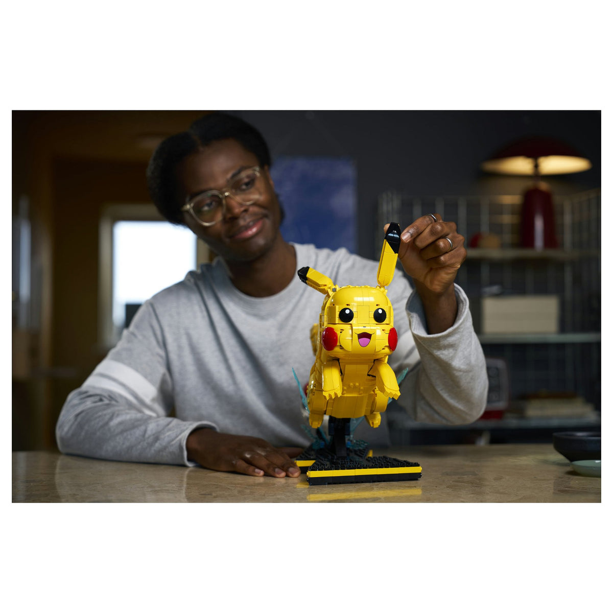 72152 Pokmon Pikachu und Pokball