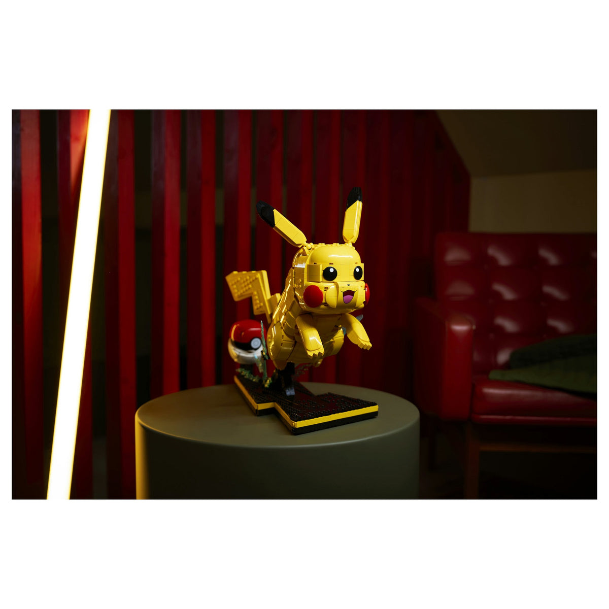 72152 Pokmon Pikachu und Pokball