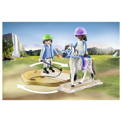 - Horses of Waterfall - Moderne Reitschule