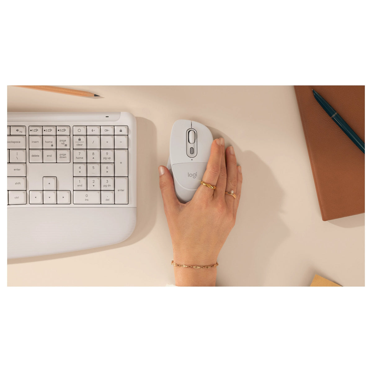 Logitech Signature Comfort Plus MK880 OFF-WHITE QWERTZ