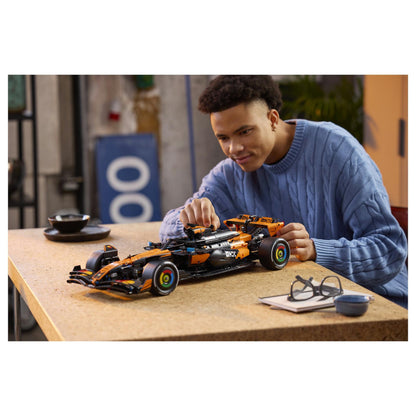 42228 Technic McLaren MCL39 F1 Rennwagen