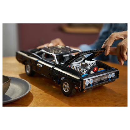 42231 LEGO 42231 Technic Fast and Furious Dodge Charger R/T Auto (2.5.)
