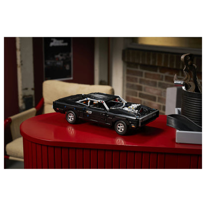 42231 LEGO 42231 Technic Fast and Furious Dodge Charger R/T Auto (2.5.)