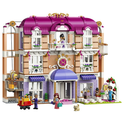 42704 LEGO 42704 Friends Das Grandhotel von Heartlake City (2.5.)