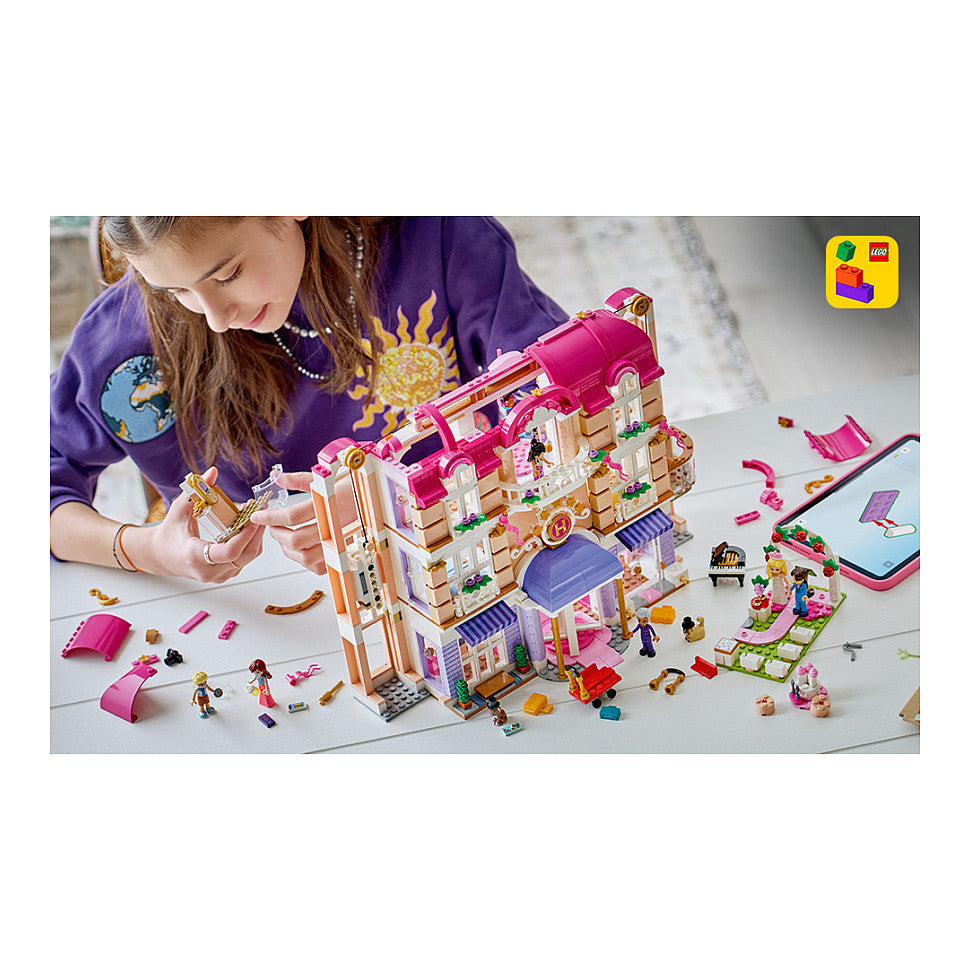42704 LEGO 42704 Friends Das Grandhotel von Heartlake City (2.5.)