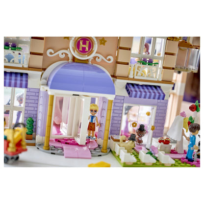 42704 LEGO 42704 Friends Das Grandhotel von Heartlake City (2.5.)