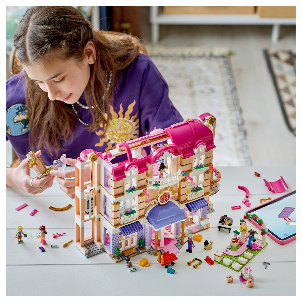 42704 LEGO 42704 Friends Das Grandhotel von Heartlake City (2.5.)
