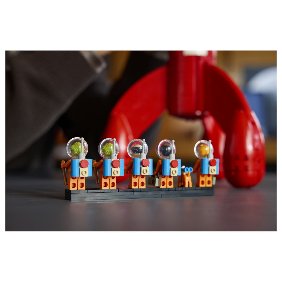 21367 Ideas Die Mondrakete von Tintin