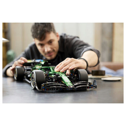 42240 Technic Aston Martin Aramco AMR25 F1 Auto