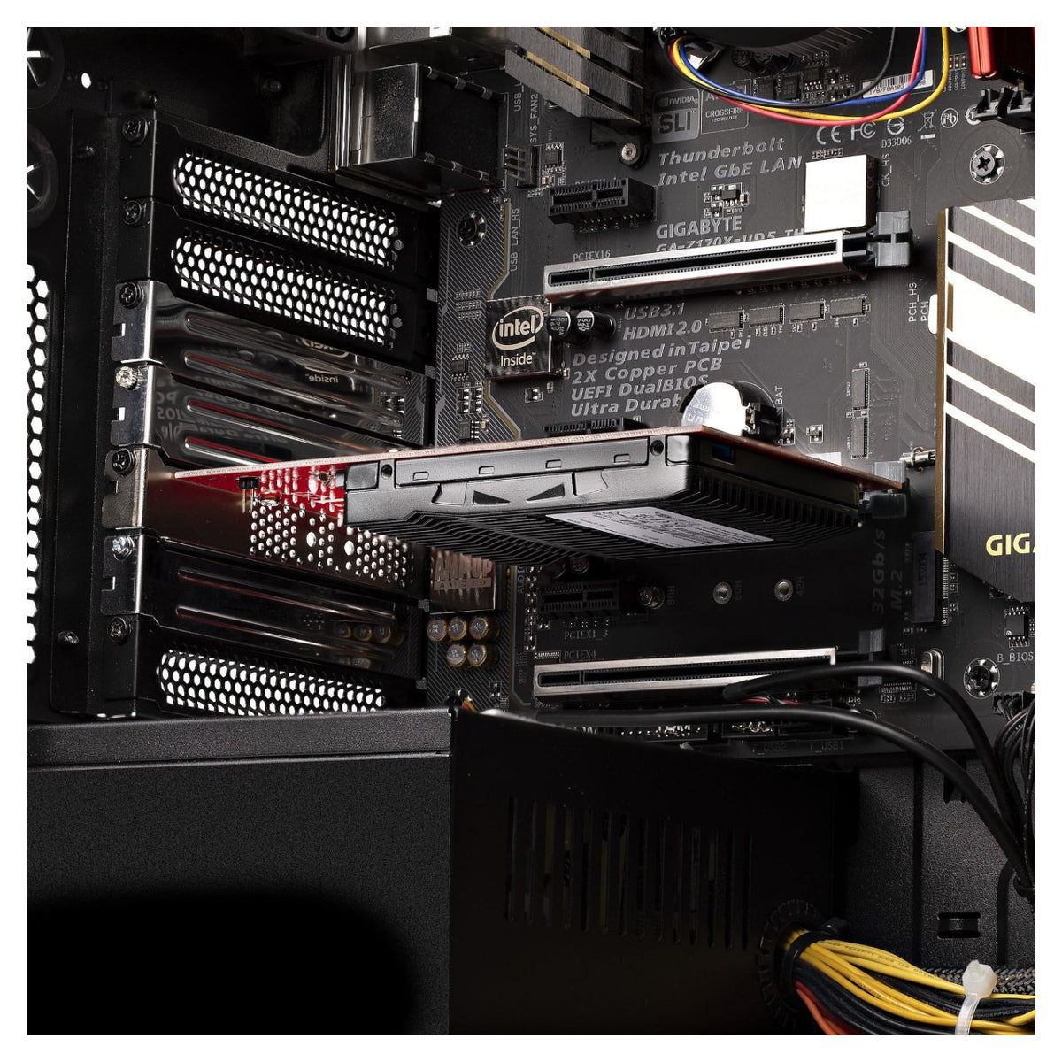 U.3 PCIe Adapterkarte PCIe 4.0 x4 Adapter fur 6,35cm 2,5Zoll U.3 NVMe SSDs SFF-TA-1001 PCI Express Add-in Karte