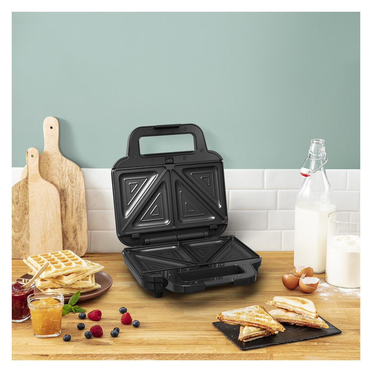 Ultra Compact SW383D10 700W Stainless Steel