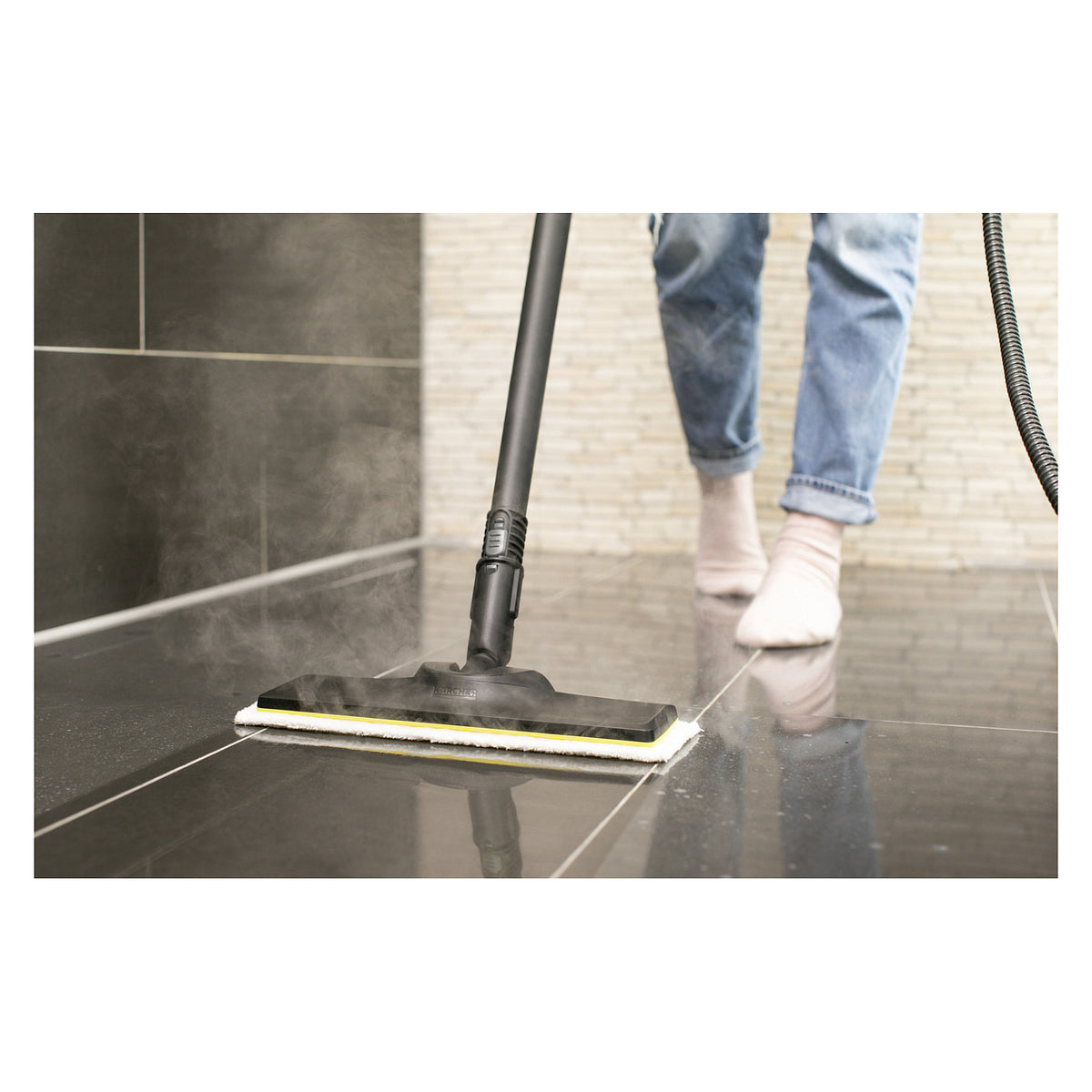 SC 2 EasyFix (wei/schwarz, 1.500 Watt, mit Bodenreinigungsset EasyFix)