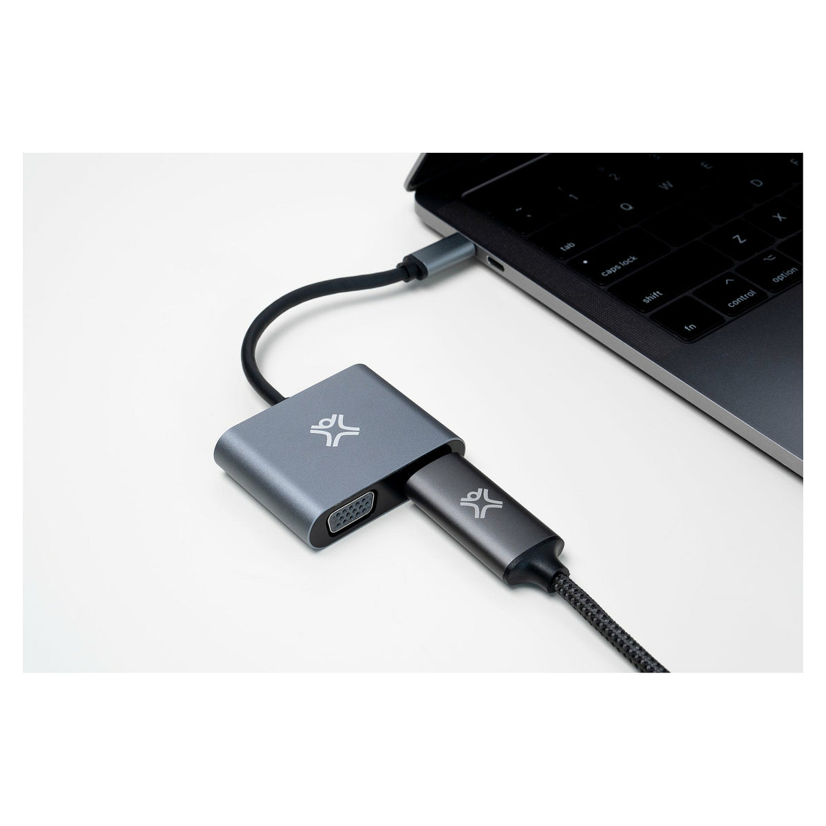 XWH-ACVH-13 XTREMEMAC Adapter USB-C HDMI