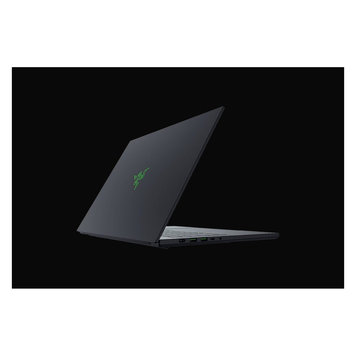 Razer Blade 16 CU9 386H/64GB/2TBSSD/RTX5090/W11 Home