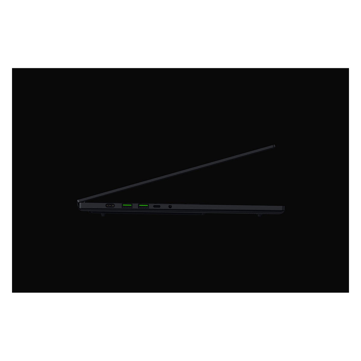 Razer Blade 16 CU9 386H/64GB/2TBSSD/RTX5090/W11 Home