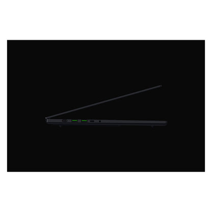 Razer Blade 16 CU9 386H/64GB/2TBSSD/RTX5090/W11 Home