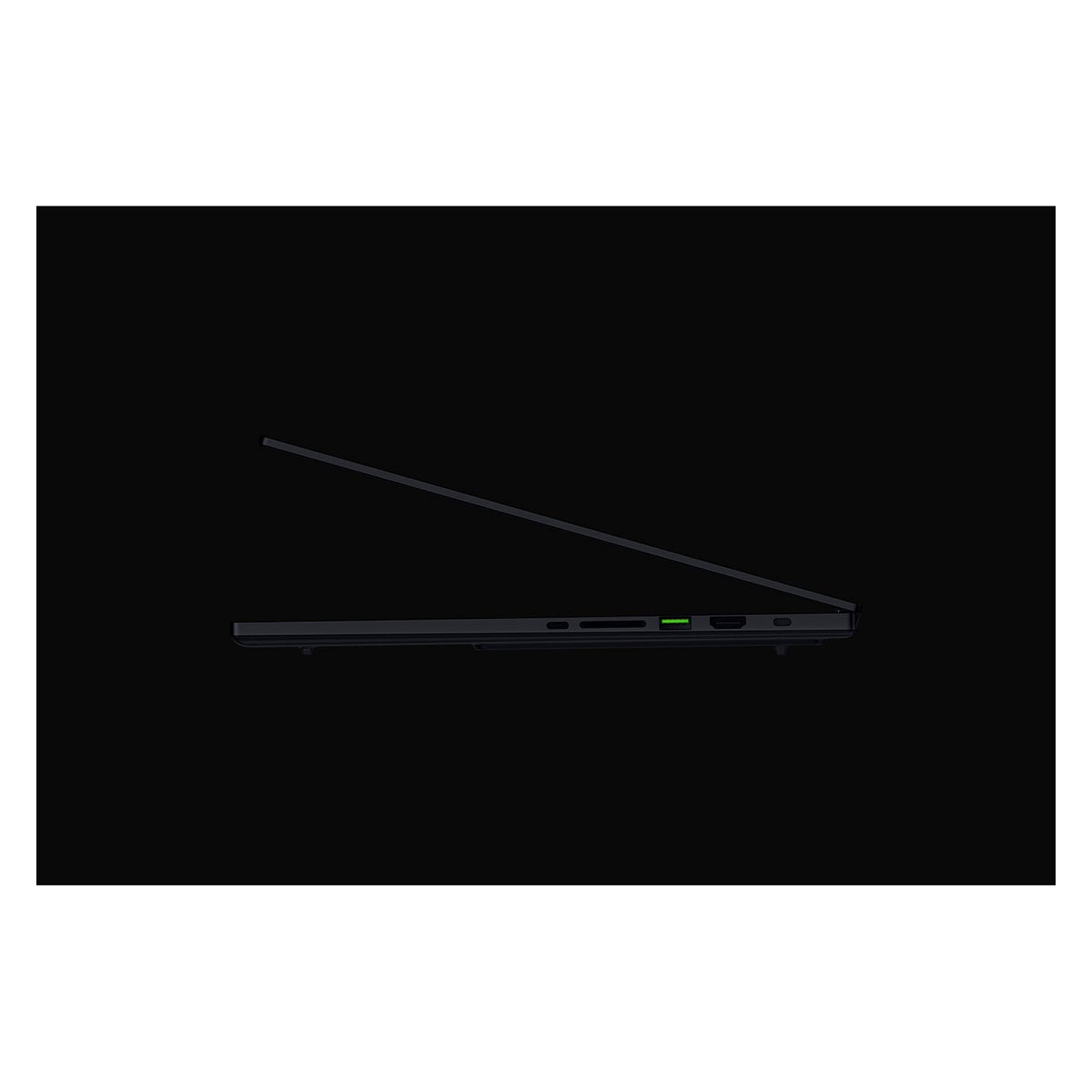 Razer Blade 16 CU9 386H/64GB/2TBSSD/RTX5090/W11 Home