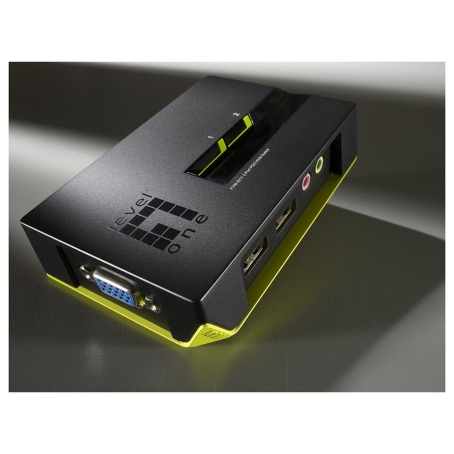 KVM Switch USB 2x Level One Audio